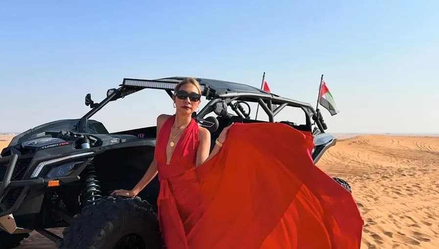 Off-road buggy thrills on the Dubai desert dunes — King of Desert