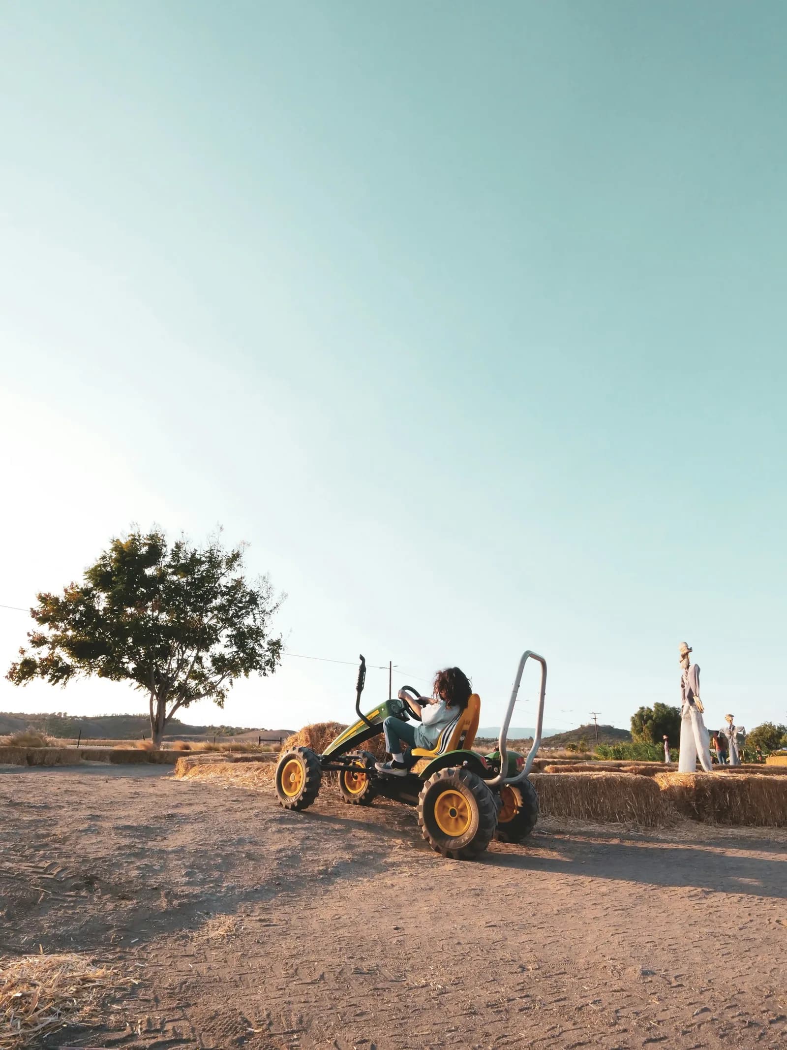 Kids dune buggy ride on a safe sandy track in the Dubai desert — photo 4