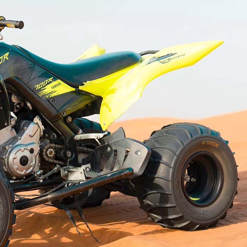Yamaha 700 Raptor quad bike on the dunes of the Dubai desert — photo 2